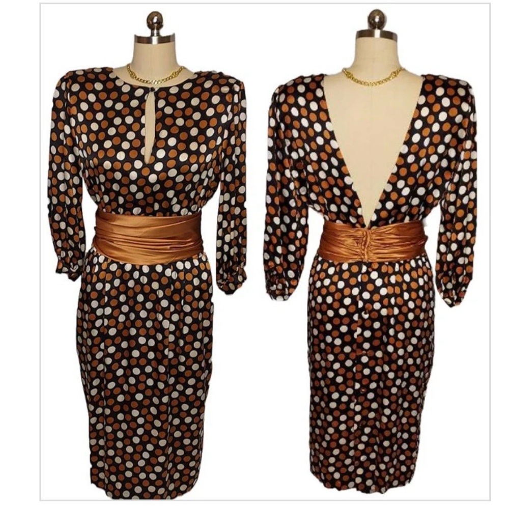 VINTAGE Neiman Marcus 100% silk dress open back .